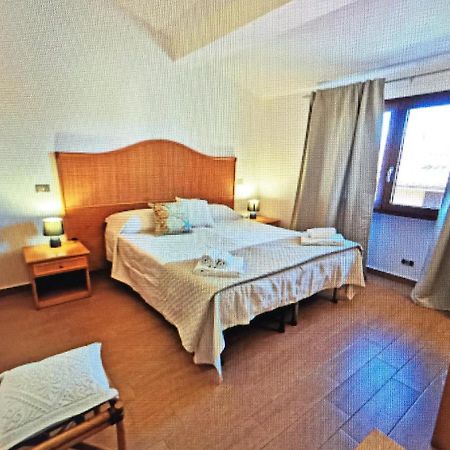 Le Camere Sul Porto Palau Kültér fotó